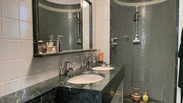 Combined shower/tub, jetted tub, hair dryer, bidet