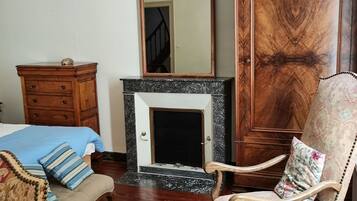 Double or Twin Room | Individually decorated, individually furnished, free WiFi