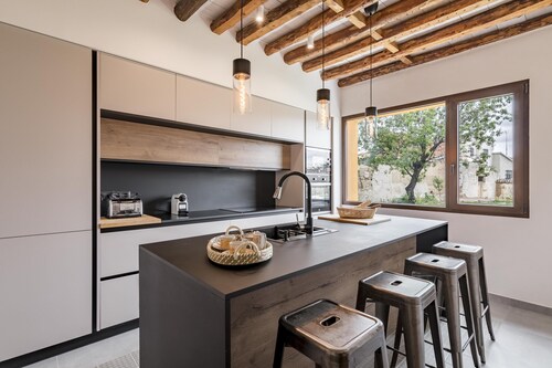 Casa Rural de Ancos is a luxury urban estate of more than 400 m2