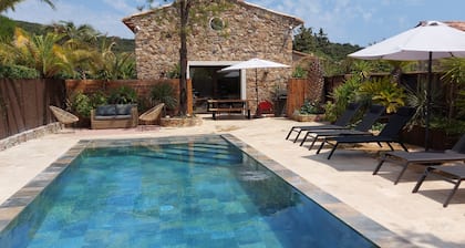 SUPERB VILLA, very QUIET, 5min FROM THE SEA of the GULF of Saint Tropez