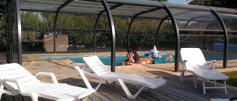 Innenpool, beheizter Pool