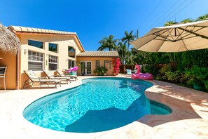 Outdoor pool, a heated pool -  Florida Beach Retreat: Amazing Pool-Saltwater Heat, 4BR, 2 King Beds, 5 Stars (Deerfield Beach)