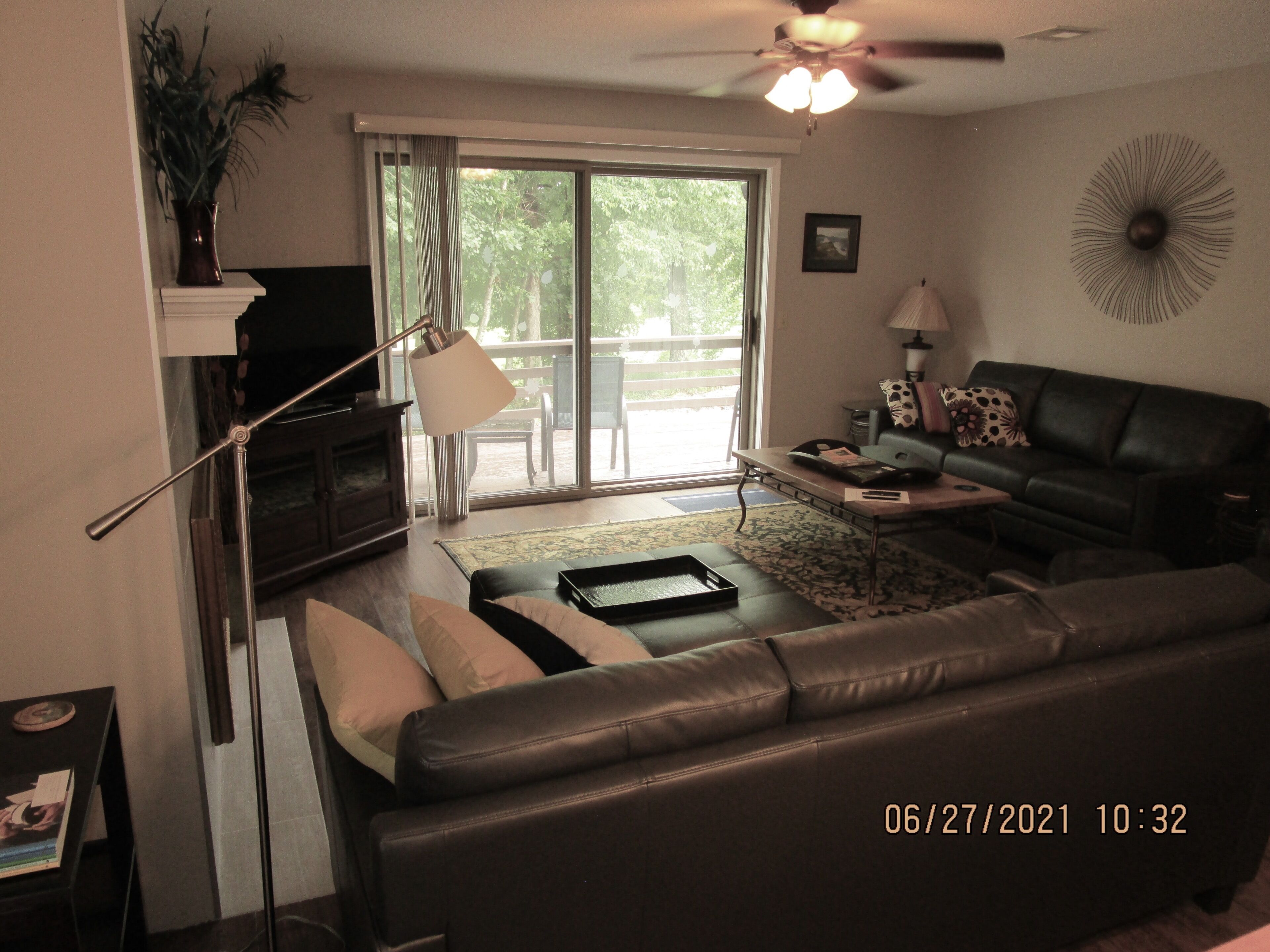 Quiet one-level duplex on Brittany Golf Course and Metfield Trailhead