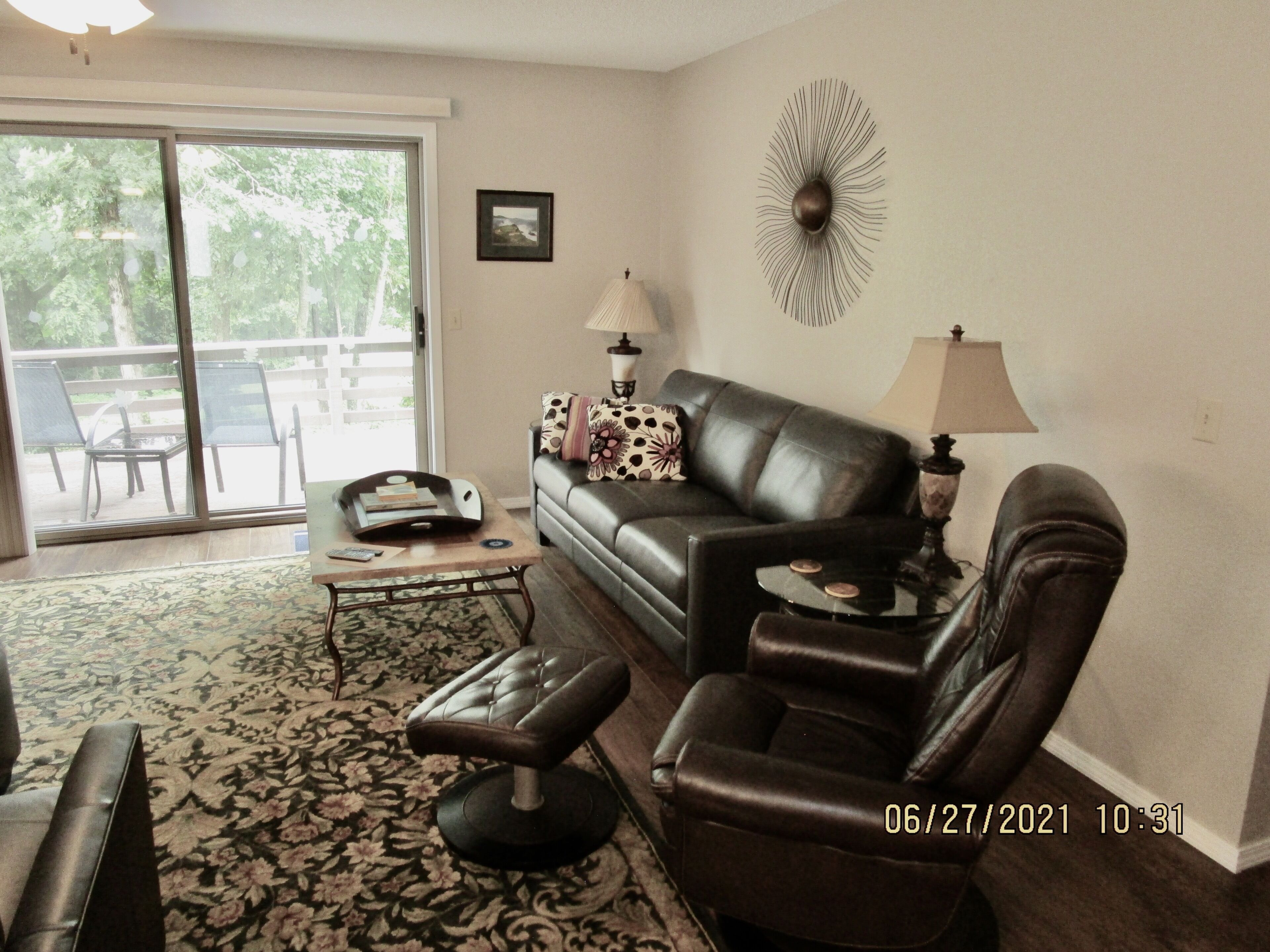 Quiet one-level duplex on Brittany Golf Course and Metfield Trailhead