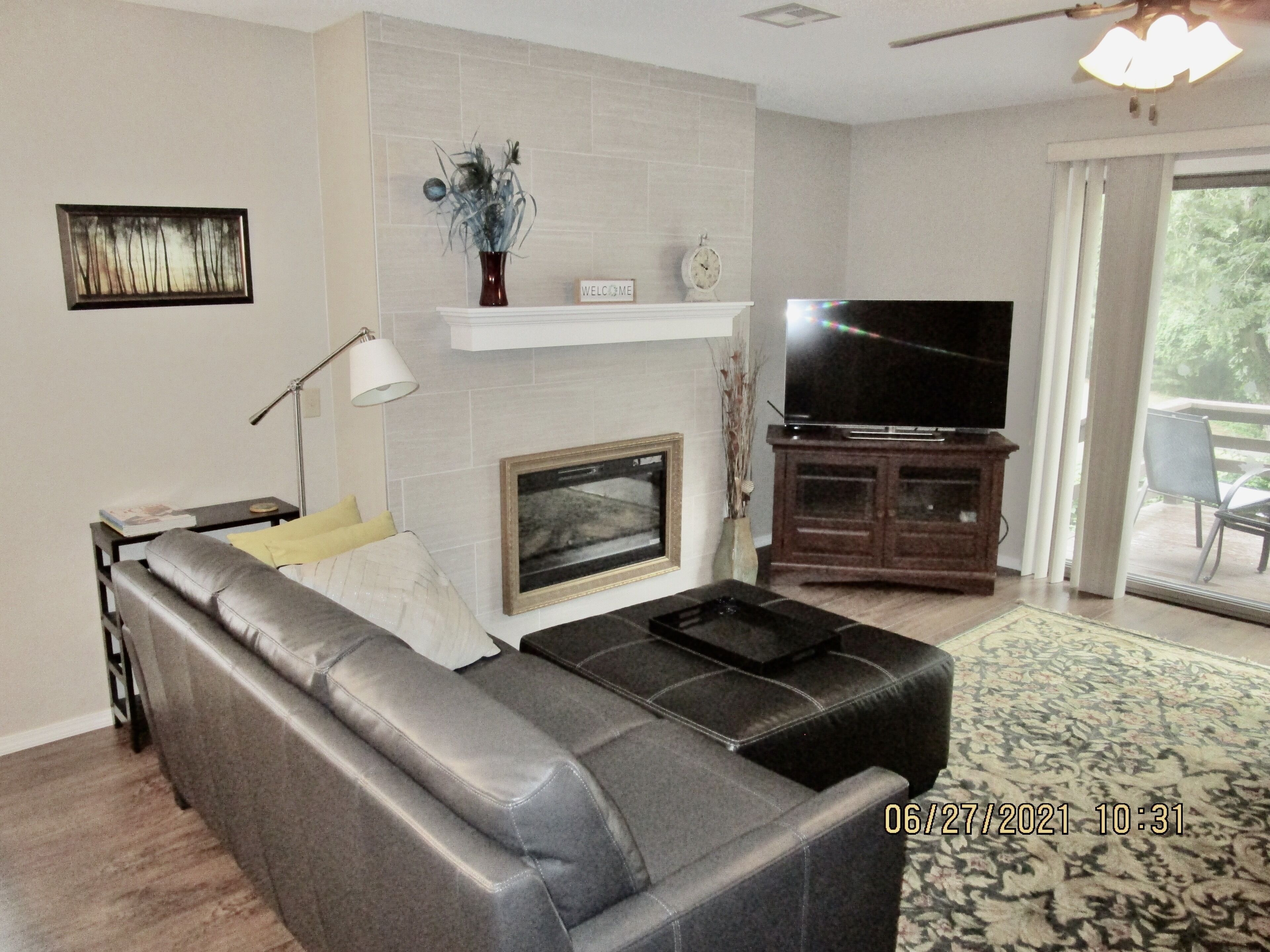 Quiet one-level duplex on Brittany Golf Course and Metfield Trailhead