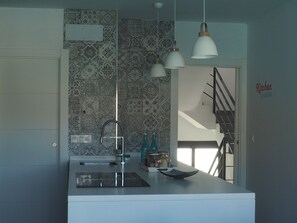 Fridge, microwave, oven, stovetop - La Casa en el Valle (Melegís)