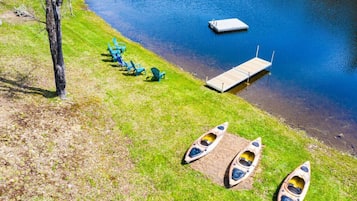 In Strandnähe, Liegestühle, Strandtücher
