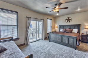 8 chambres, fer et planche Ă repasser, Wi-Fi gratuit, draps fournis