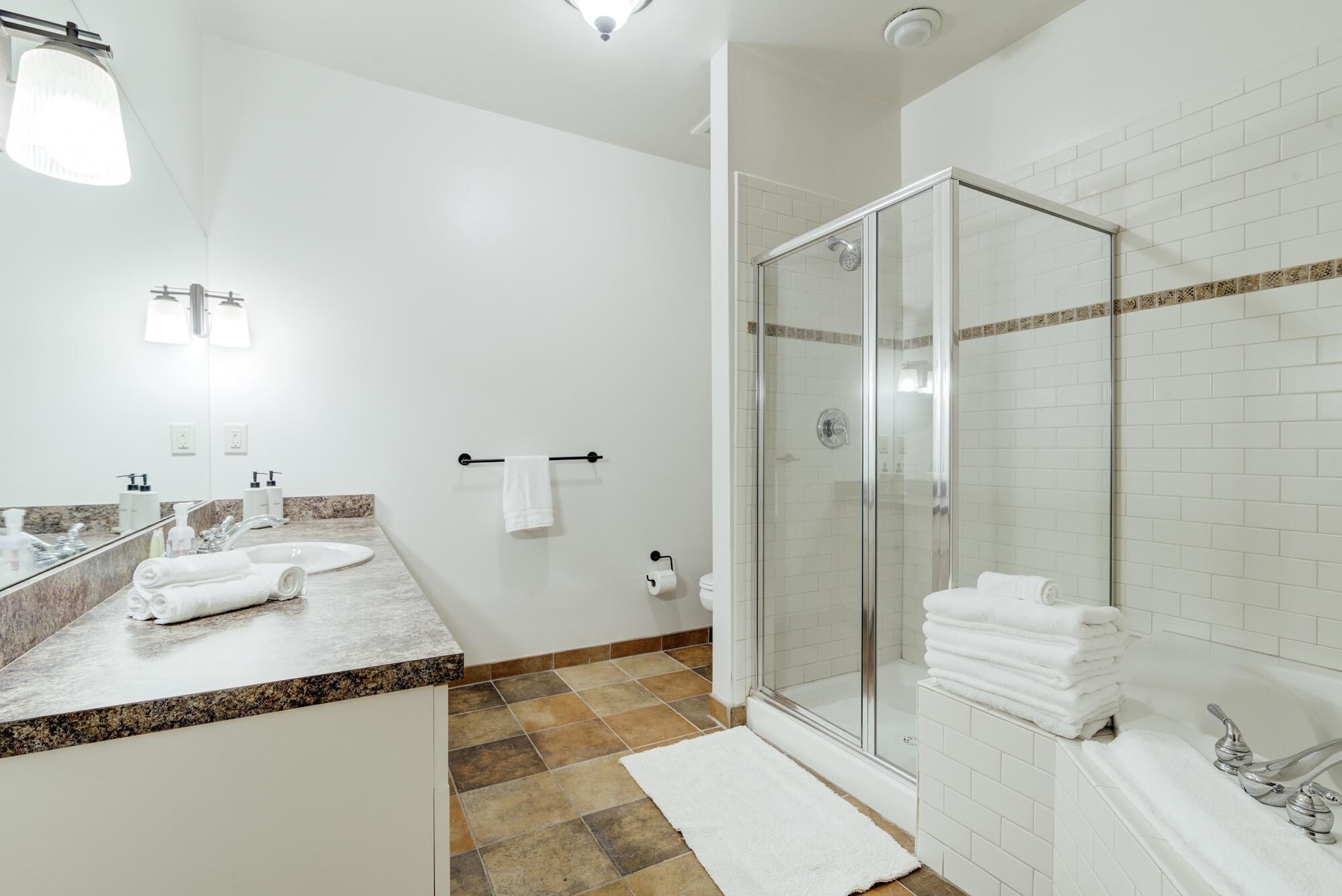 Mountain Creek Resort | Fireplace | Free Wifi | 04-11