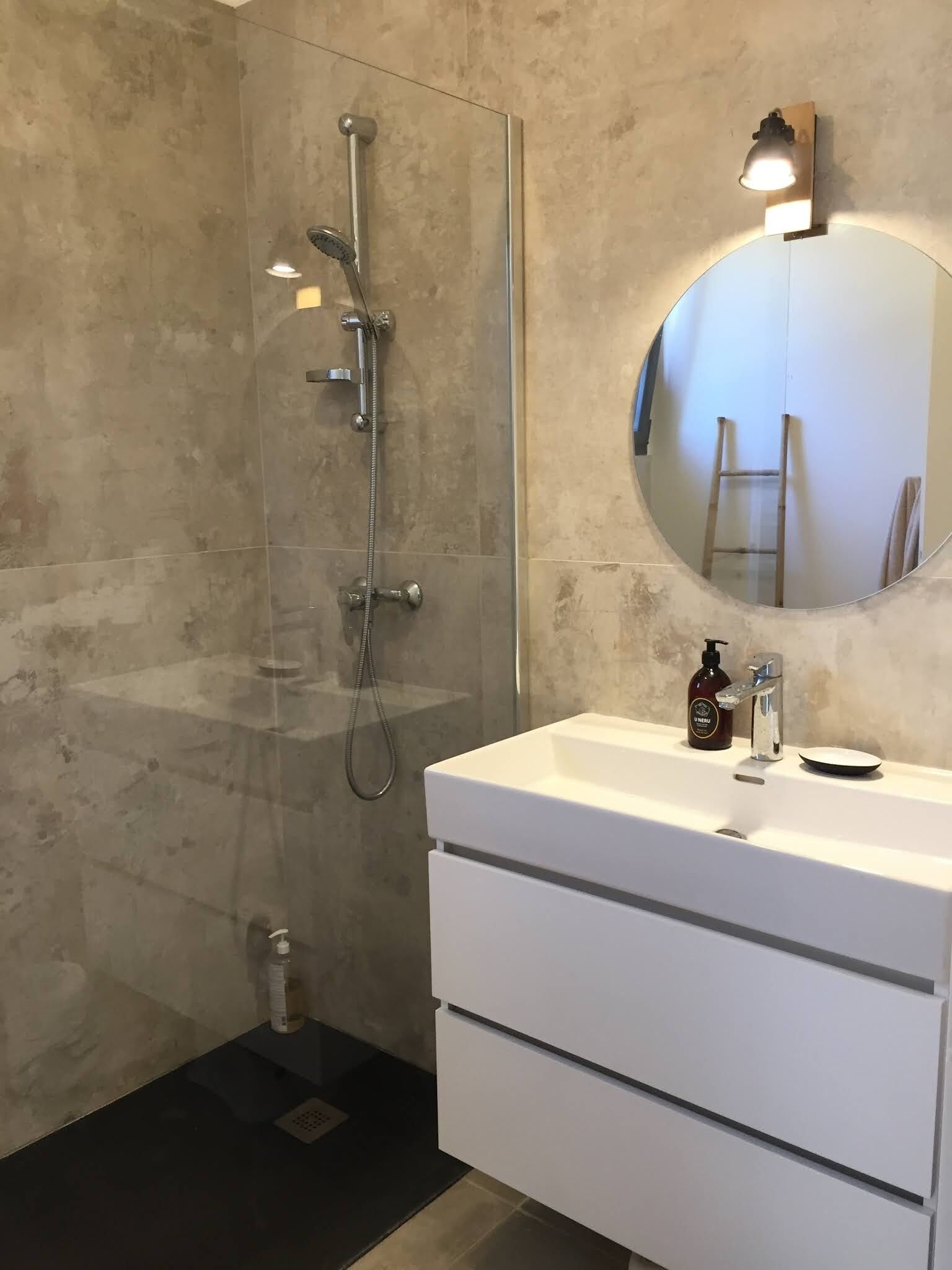 Pretty 3 bedroom house Bonifacio 