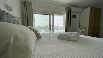 2 soveværelser, strygejern/strygebræt, gratis Wi-Fi, sengetøj