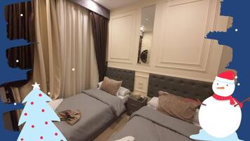 Minibar, free WiFi, bed sheets