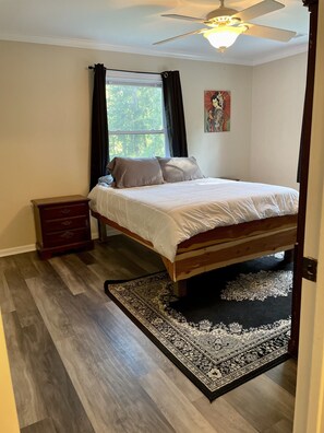 5 bedrooms, free WiFi