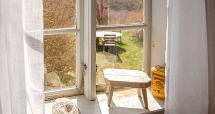 1 bedroom beach front home in Gnisvärd