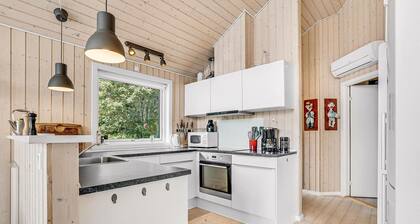 Gorgeous home in Vemb