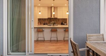 Duff's Cottage-fabulous location-comfort +style