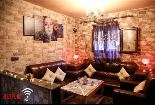 Traditional salam apartment