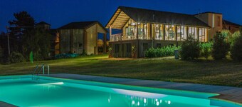 Superbe maison à Fortunago avec sauna