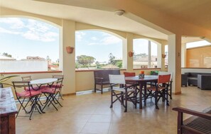 Outdoor dining - Nice home in Noto with house a panoramic view (Noto)