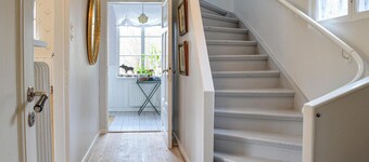 Awesome home in Hallstavik with WiFi