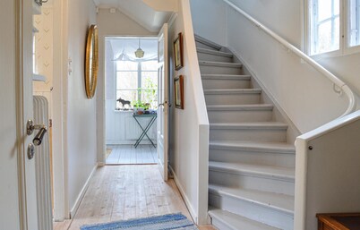 Awesome home in Hallstavik with WiFi