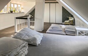 2 bedrooms, free WiFi