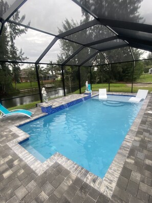 Piscine extérieure, piscine chauffée