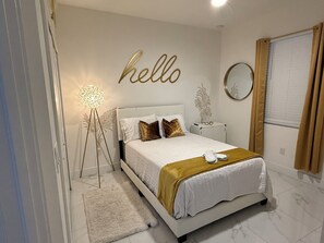 5 Schlafzimmer, Bügeleisen/Bügelbrett, Reisekinderbett, kostenloses WLAN