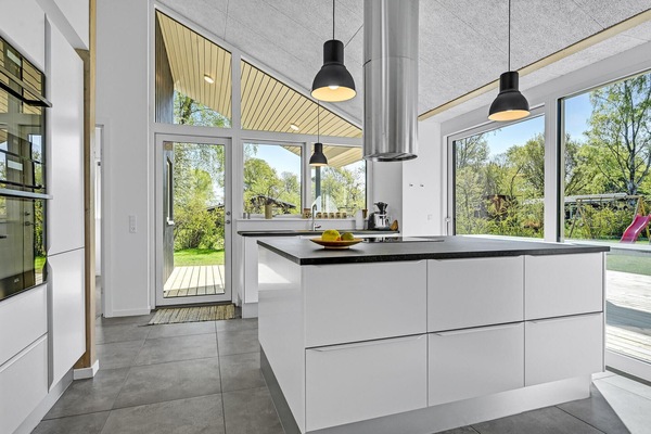 Réfrigérateur, plaque de cuisson, lave-vaisselle