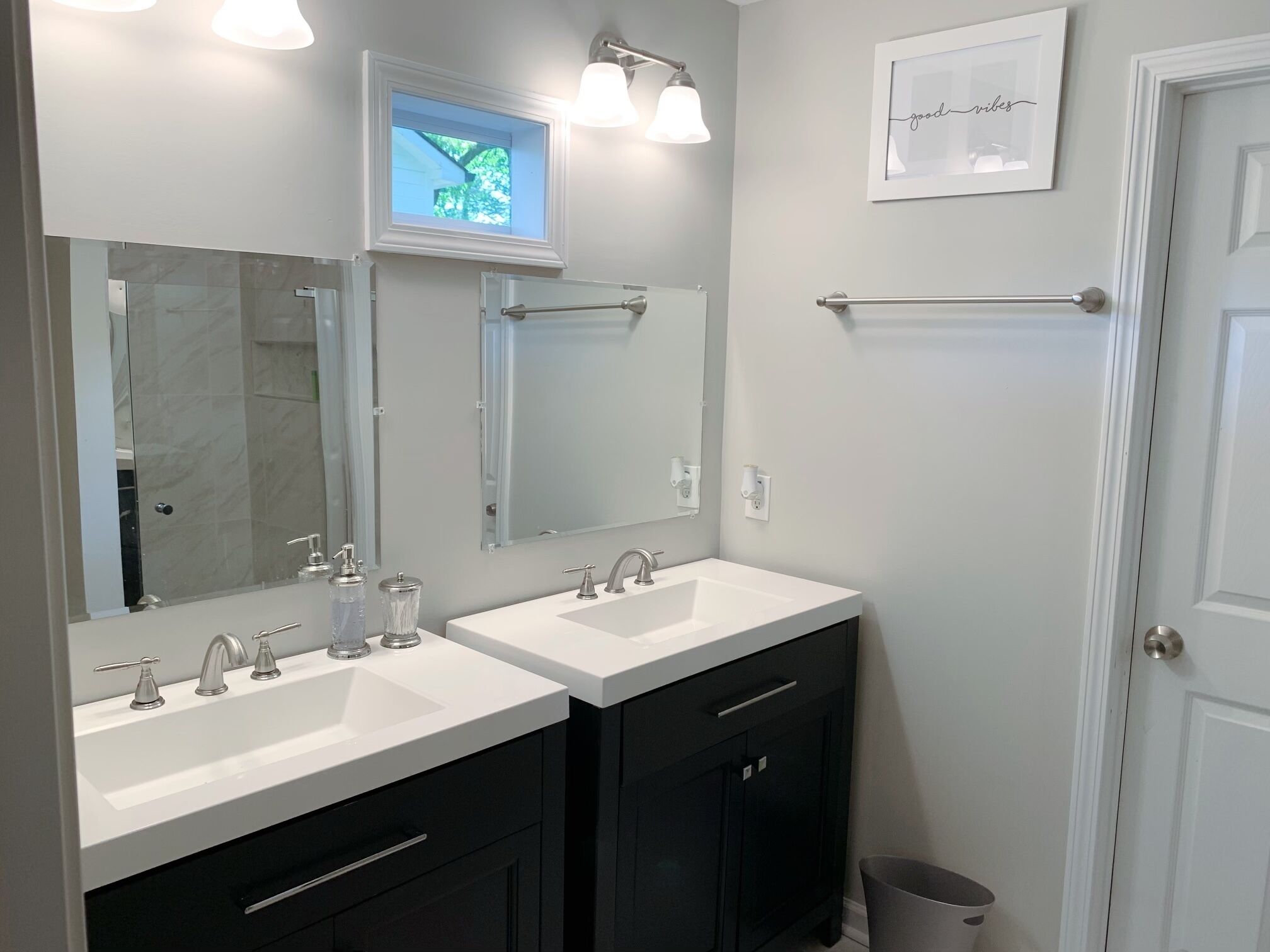 Featured on TV! Entire house 3 miles from downtown ATL, 5 miles from airport.