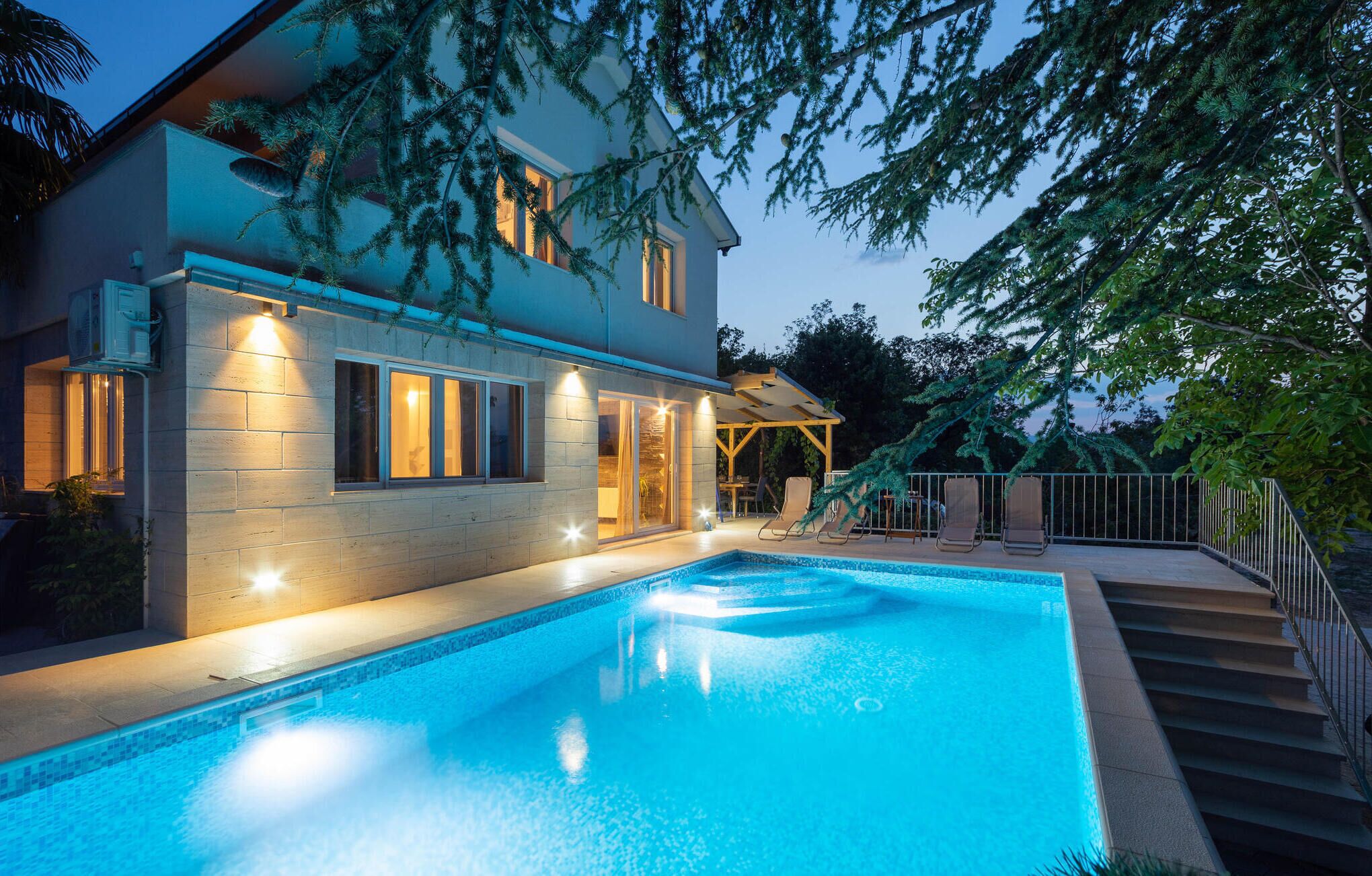 pool