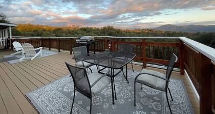 Sierra Suite - Spacious 2 queen suite with amazing views - Sierra Mountain Lodge