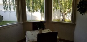 Interior - Charming Home In Quiet, Friendly Grangeville, Idaho Sleeps 9 Guests (Grangeville)