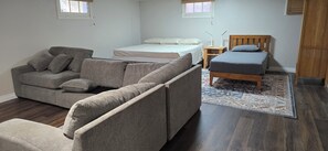 4 bedrooms, desk, iron/ironing board, free WiFi