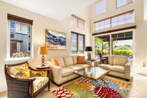 Smart TV, fireplace - Pristine End Unit, Mauna Lani Golf Villas, Beach Club+Golf Pkg savings!  (Waimea)