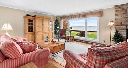 Amazing waterfront and sunset views!