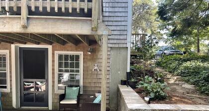 Fantastically located Chatham house - DISCOUNTED - New patio, refurbished