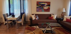 Smart TV, table tennis, books