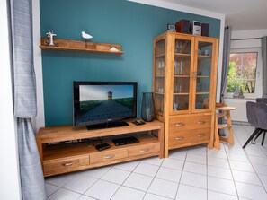 TV, DVD player