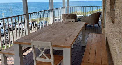 Two storey beach home on Dee Why Headland.
** NYE Fireworks Location **