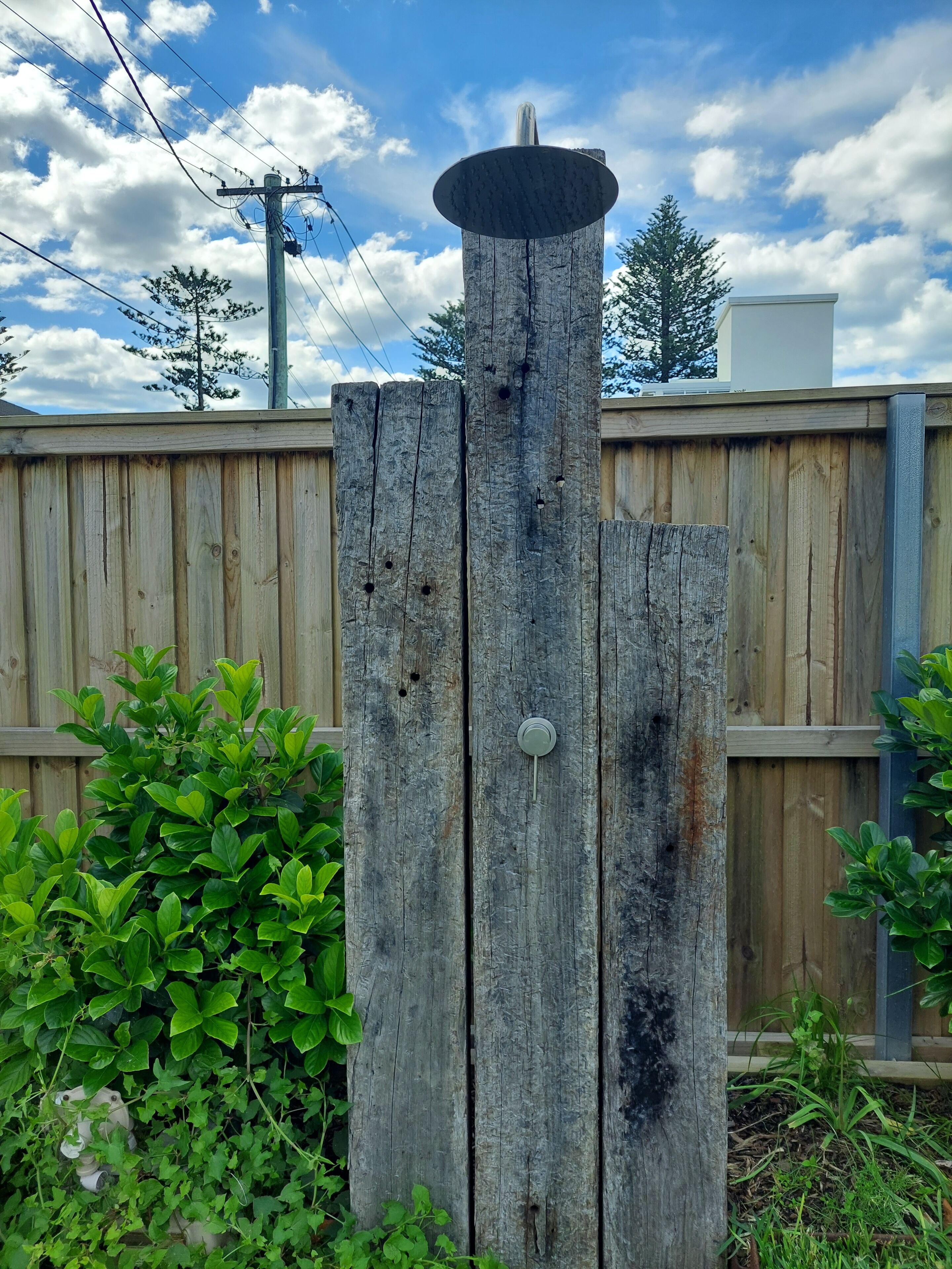 Two storey beach home on Dee Why Headland.\n** NYE Fireworks Location ** — image 15