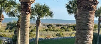 Newly Updated Ocean View Villa!