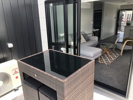 40-英寸电视（配备数码频道）