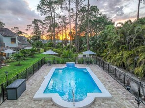 Piscine extérieure, piscine chauffée