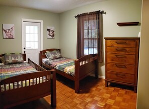 2 bedrooms, free WiFi, bed sheets - Secluded Cabin in the Mountains (Del Rio)