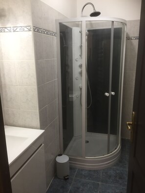 Dusche