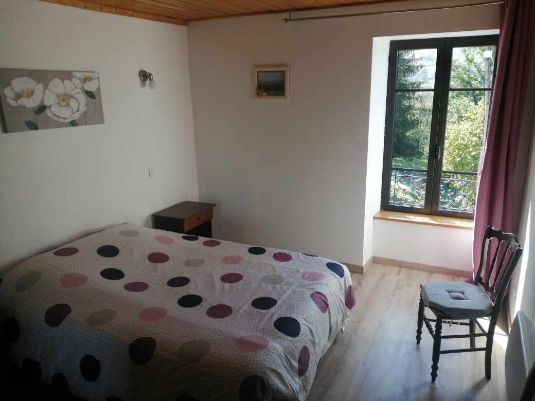 2 chambres, fer et planche à repasser, lit parapluie, Wi-Fi gratuit