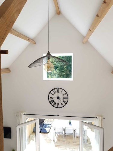 Stunning Gite, with private swimming pool and 2.75 acre fishing lake