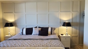 2 bedrooms, bed sheets