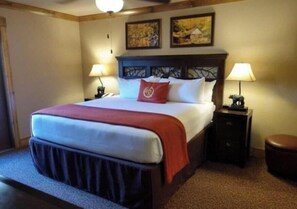 4 Schlafzimmer, Zimmersafe, Bügeleisen/Bügelbrett, kostenloses WLAN